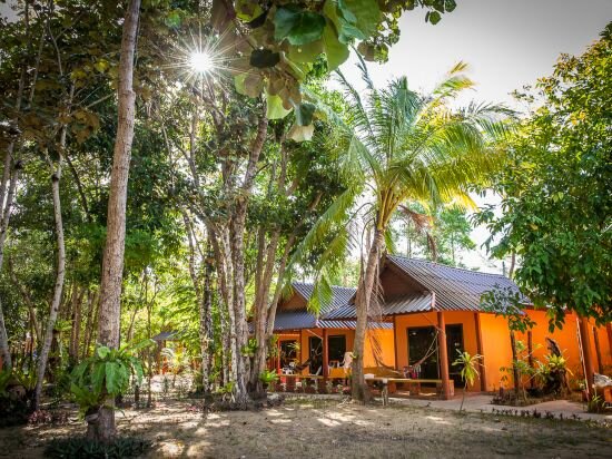 Фото Lanta Pearl Beach Resort