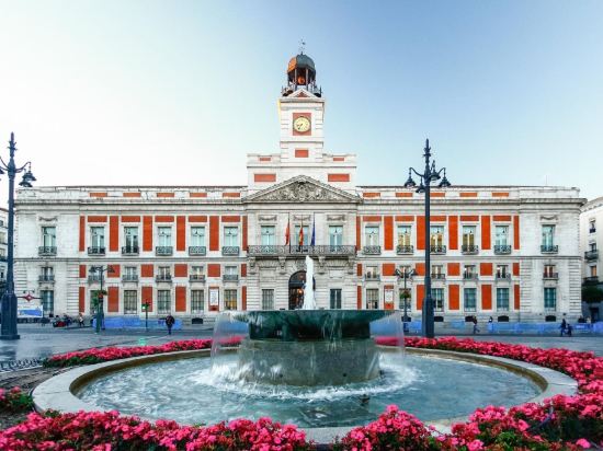 Фото отеля 2