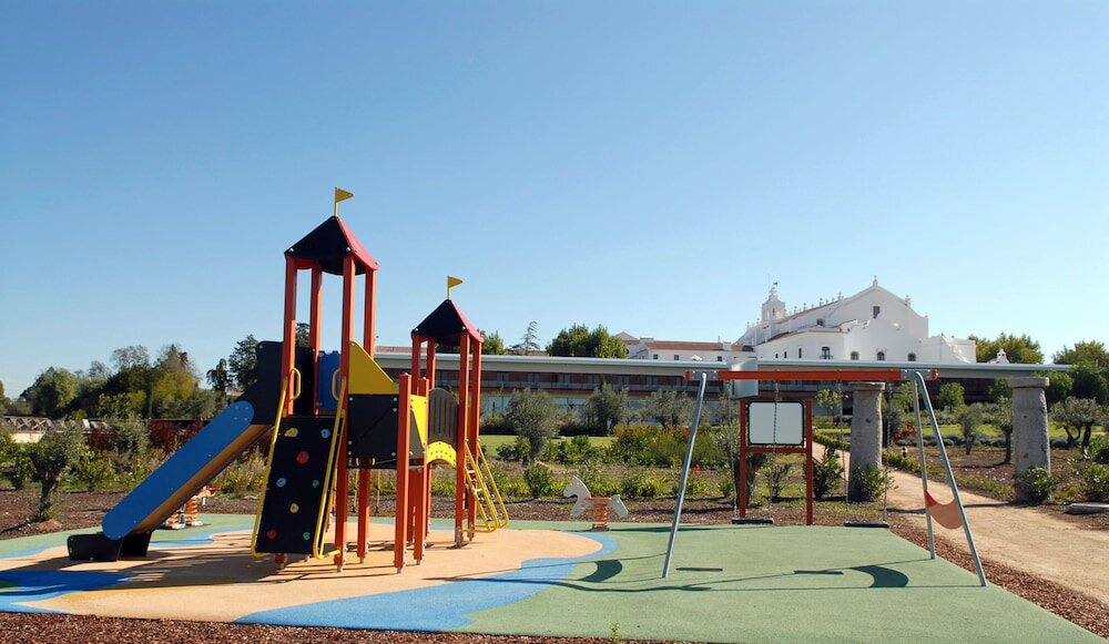 Фото Convento do Espinheiro, Historic Hotel & SPA