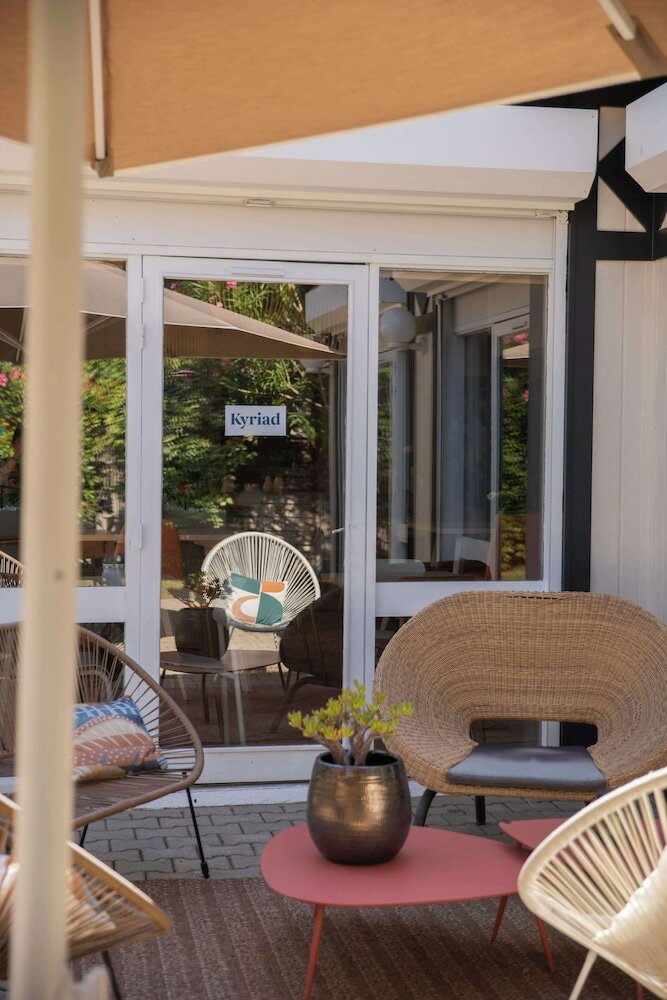 Фото Kyriad Nimes Ouest