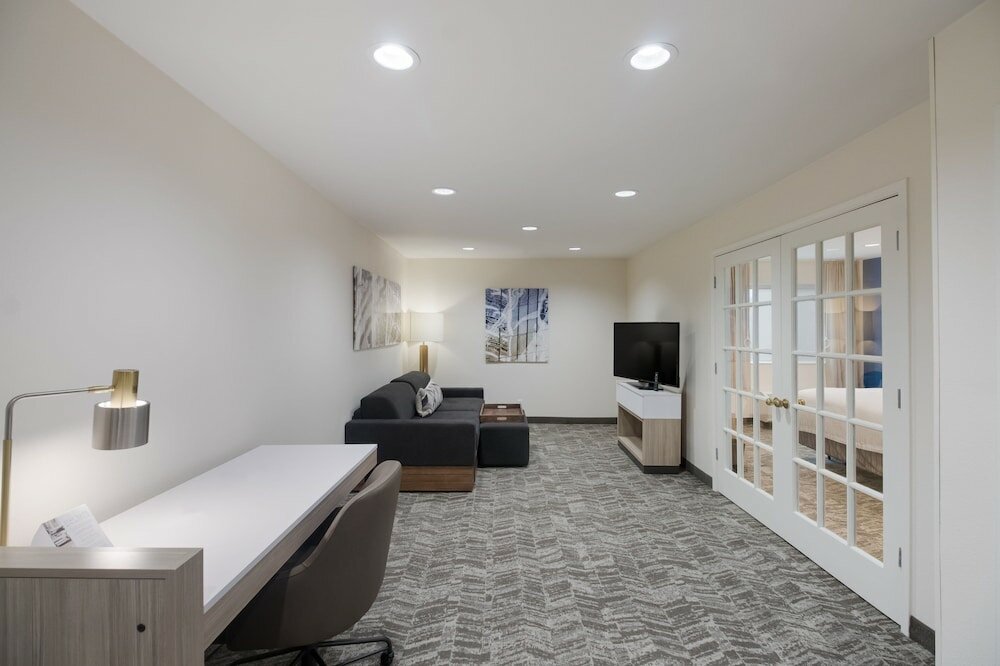Фото SpringHill Suites by Marriott Dallas Nw Hwy/I35E