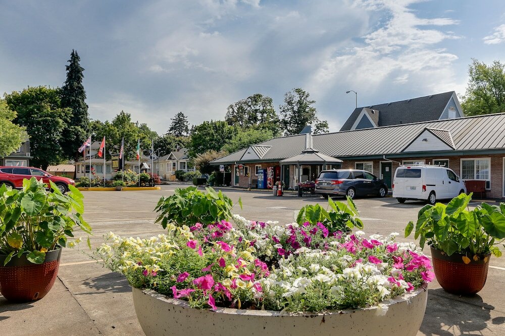 Фото Courtesy Inn Eugene Downtown