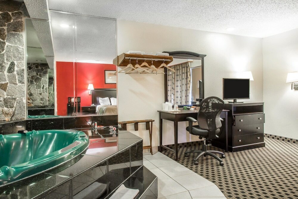 Фото Econo Lodge West Haven