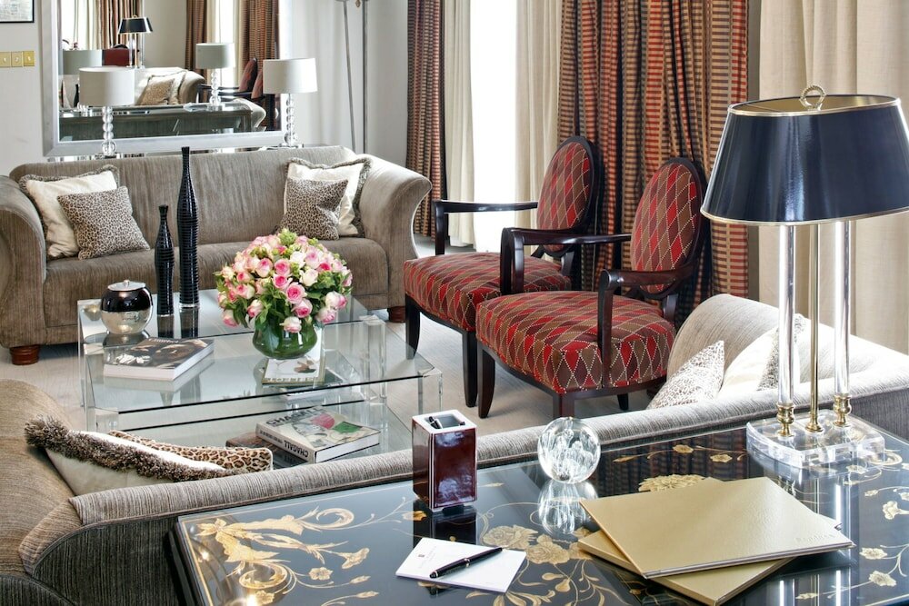 Фото Warwick Paris Champs-Elysees