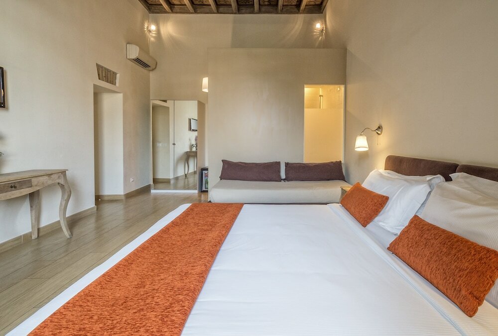 Фото Little Queen