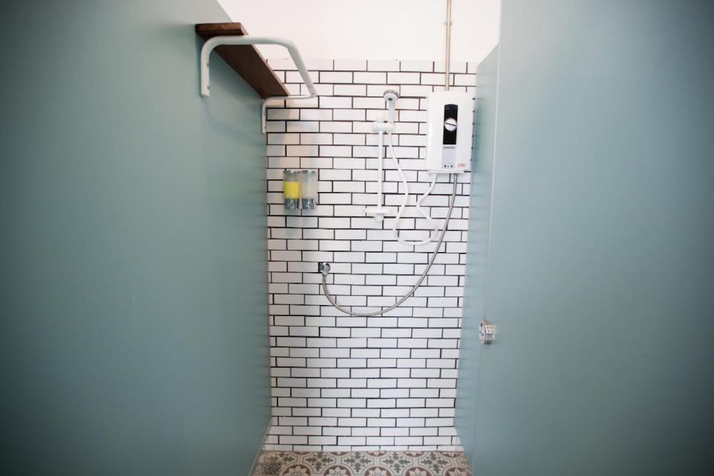 Фото Memmoth Hostel In Lampang