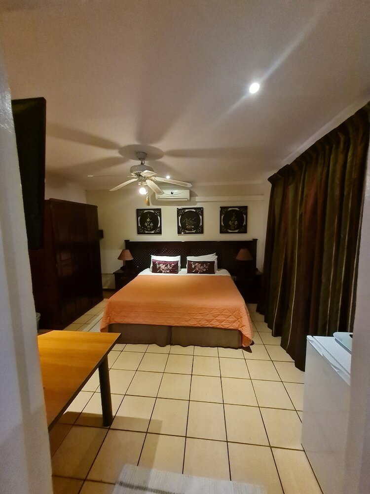 Фото Pretoria North Lodge