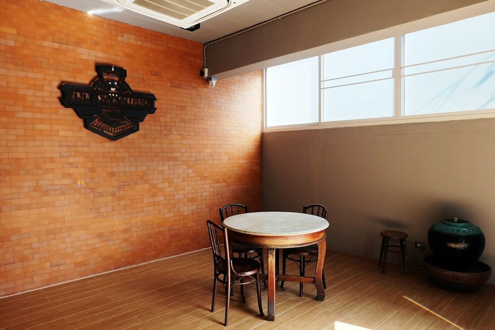 Фото Inn Stations Hostel