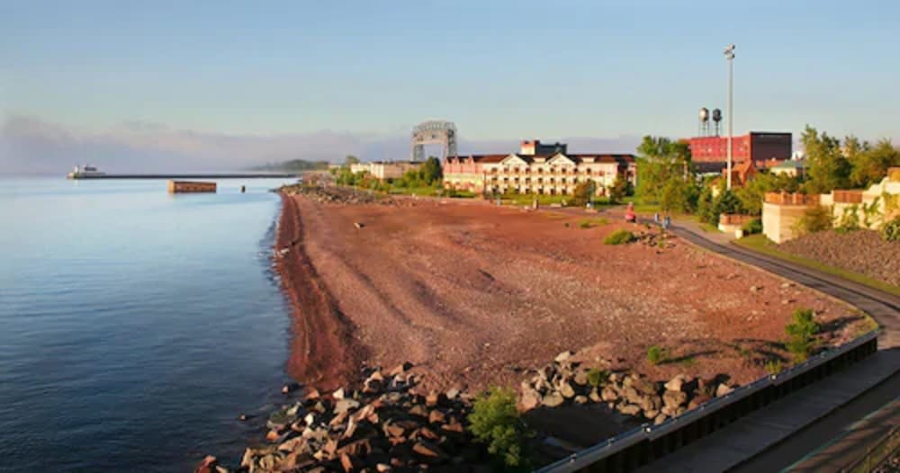 Фото Canal Park Lodge