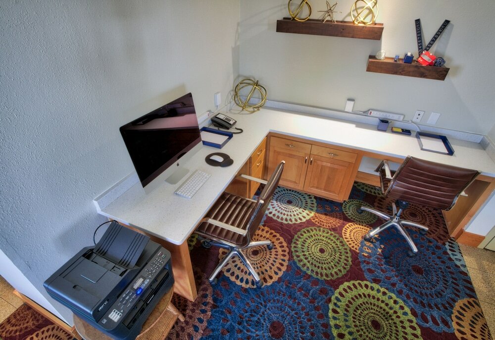 Фото Holiday Inn Tampa Westshore - Airport Area, an Ihg Hotel