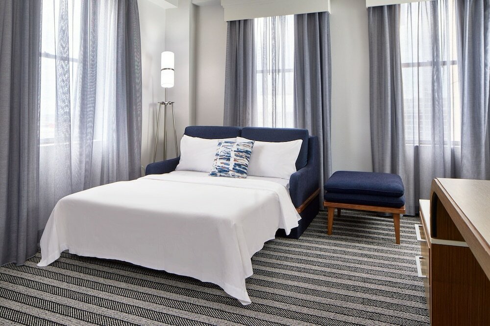 Фото Courtyard by Marriott Nashville Downtown