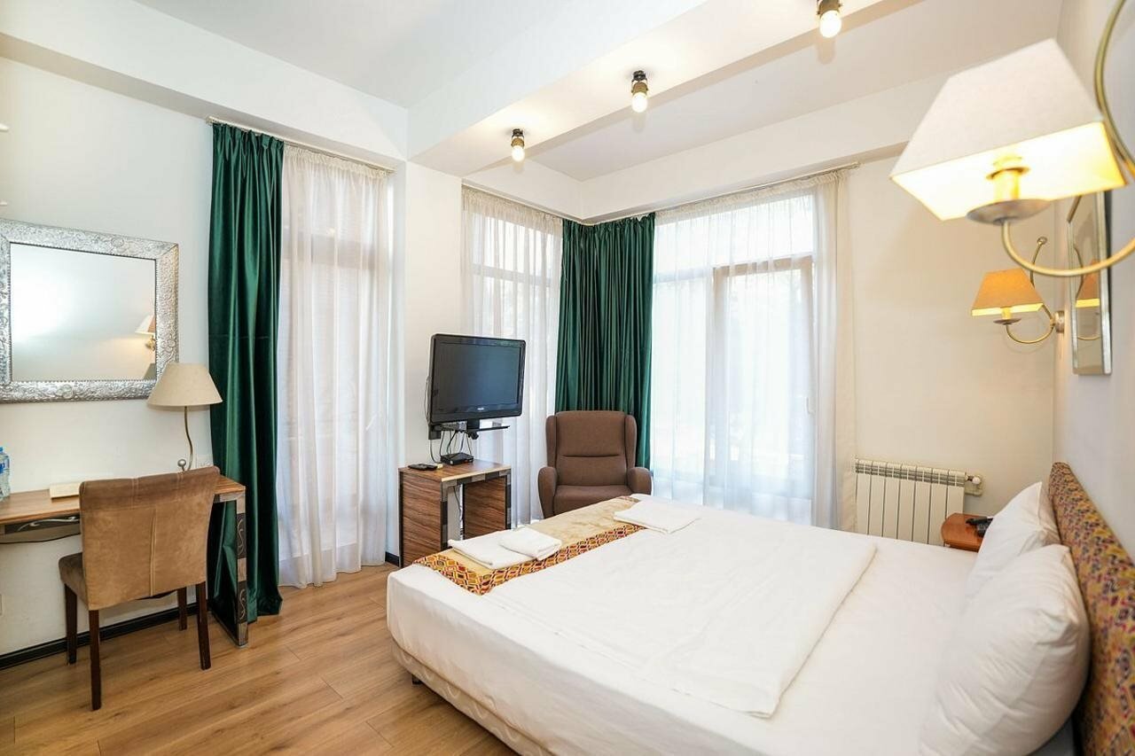 Фото Andza Tbilisi Hotel