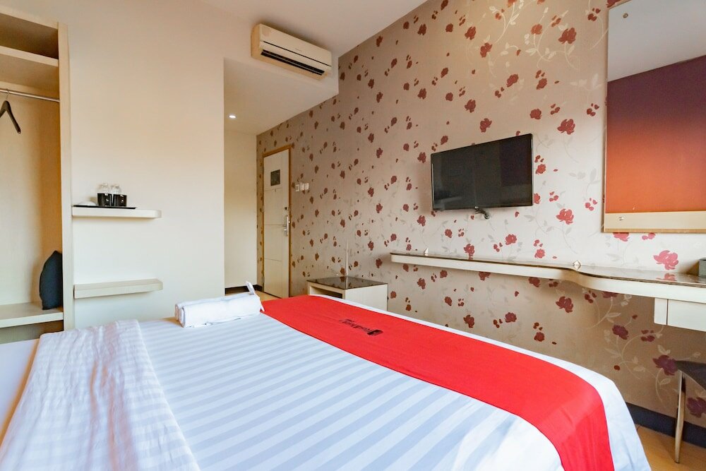Фото RedDoorz Premium near Bandung Station