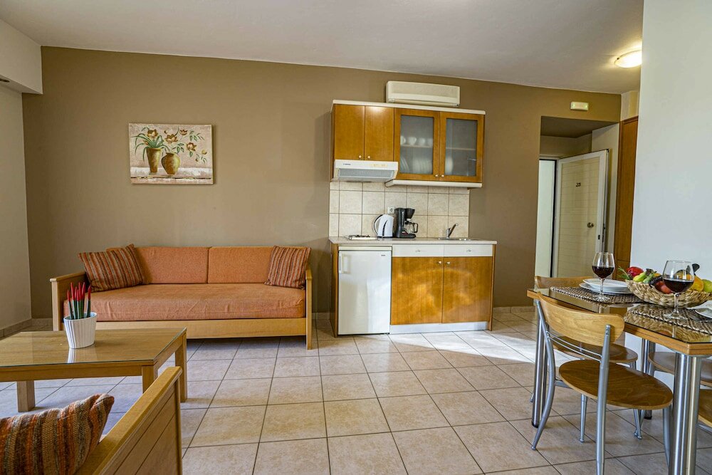 Фото 173165379900