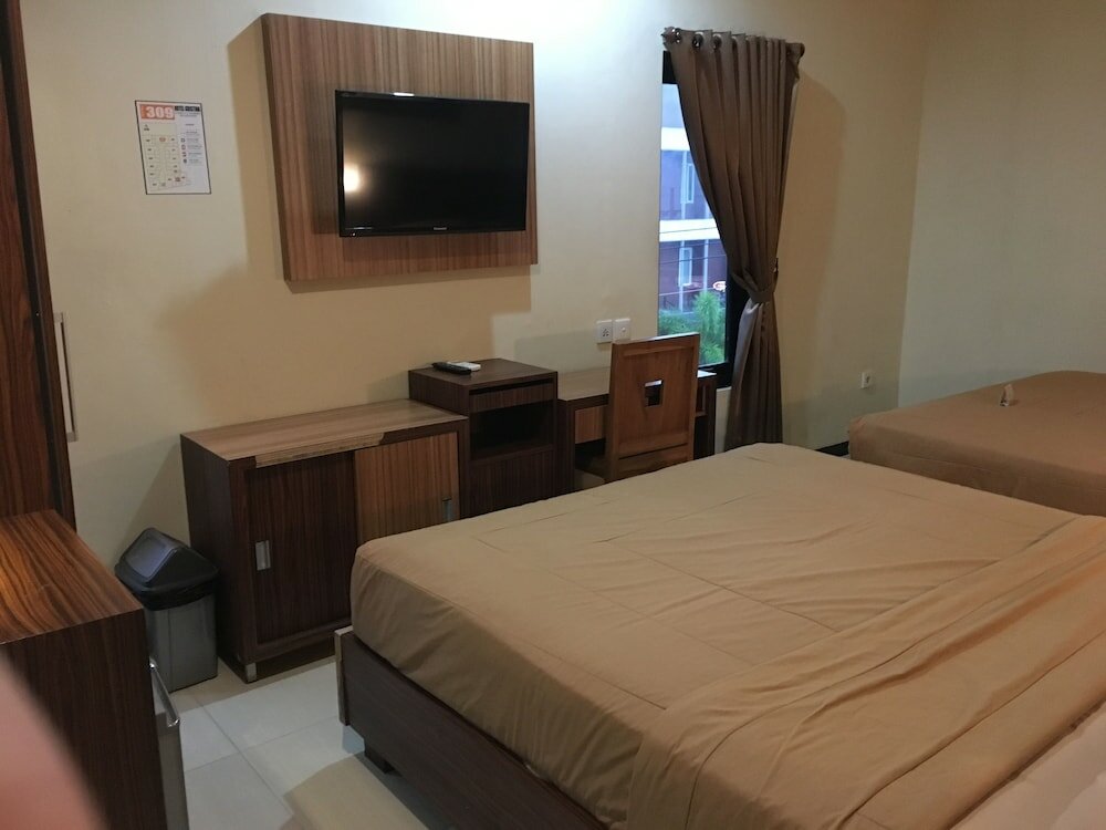 Фото Hotel Kristina