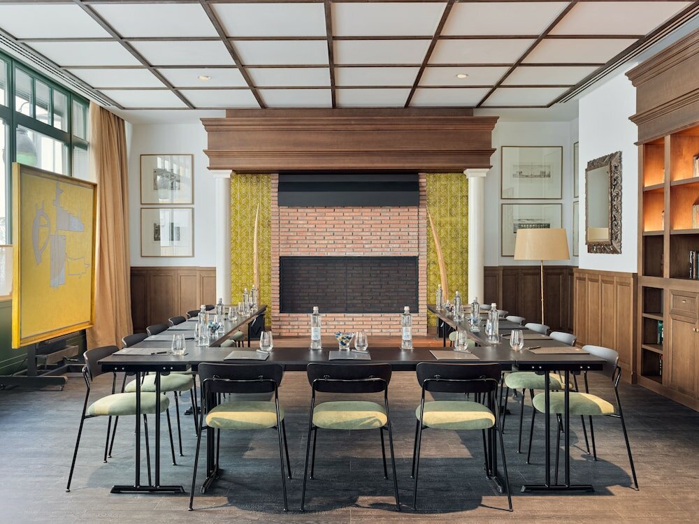 Фото H10 Casa de la Plata