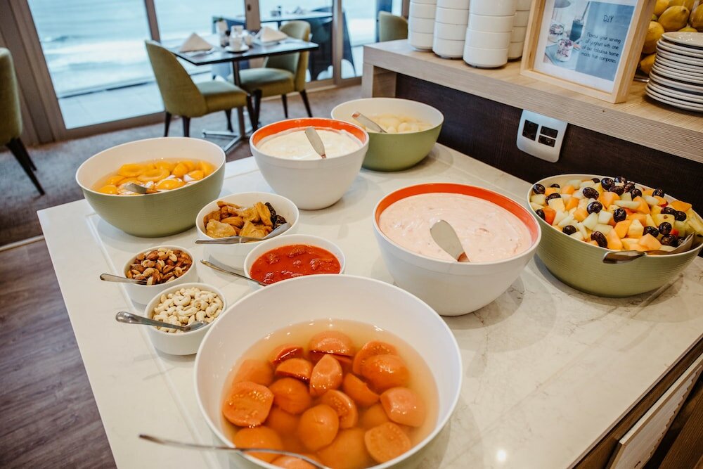 Фото Belaire Suites Hotel