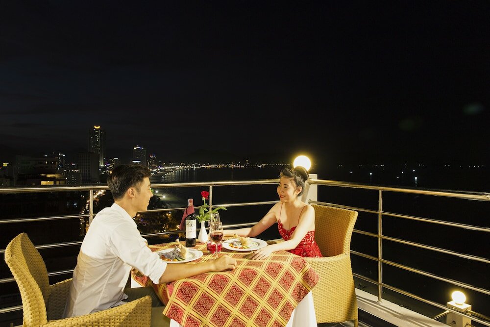 Фото Majestic Star Hotel