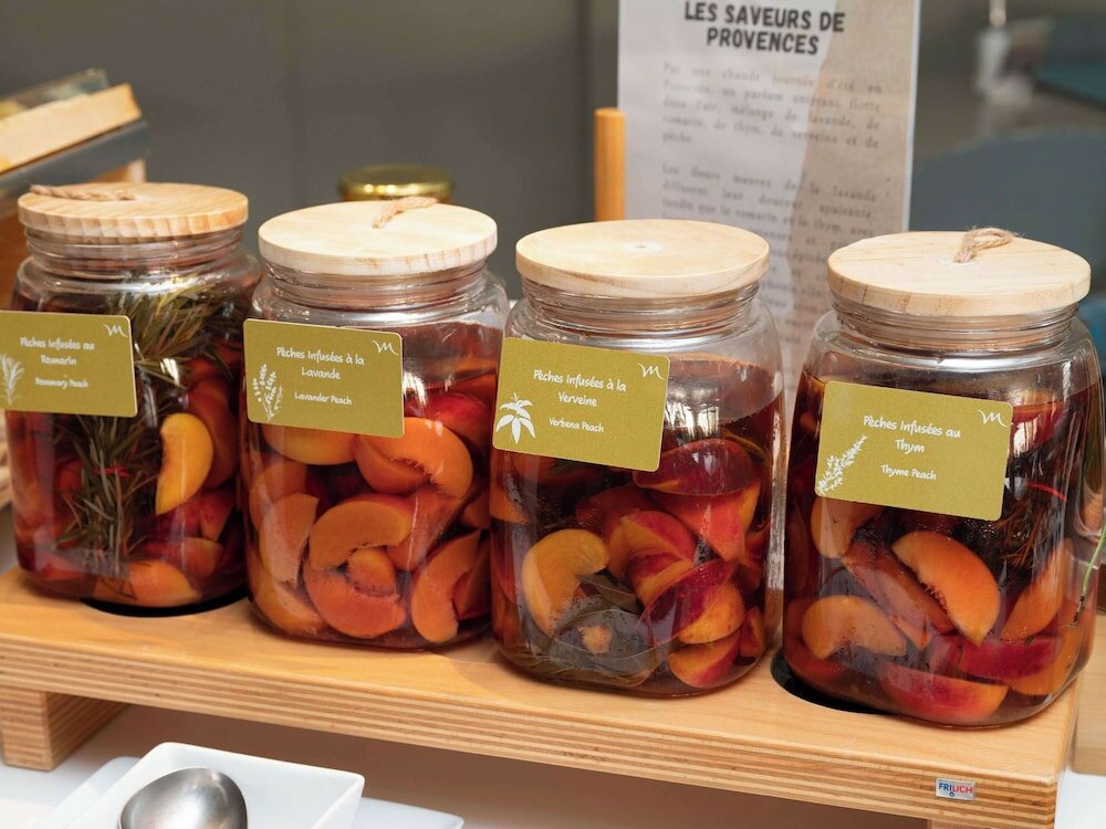 Фото Mercure Marseille Centre Vieux Port