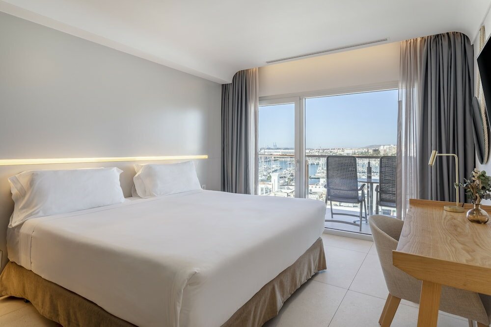 Фото Innside by Melia Alicante Porta Maris