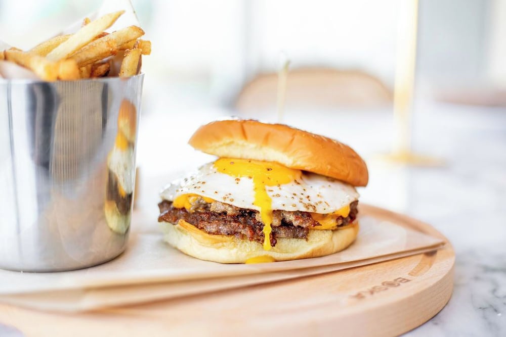 Фото Skylark Hotel