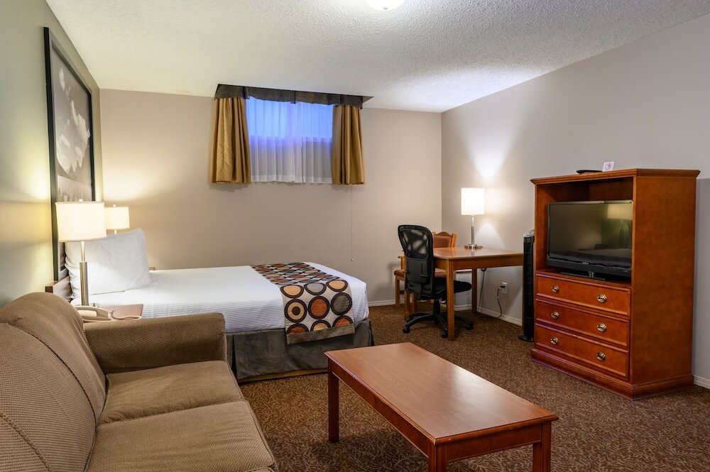 Фото Super 8 by Wyndham Cochrane