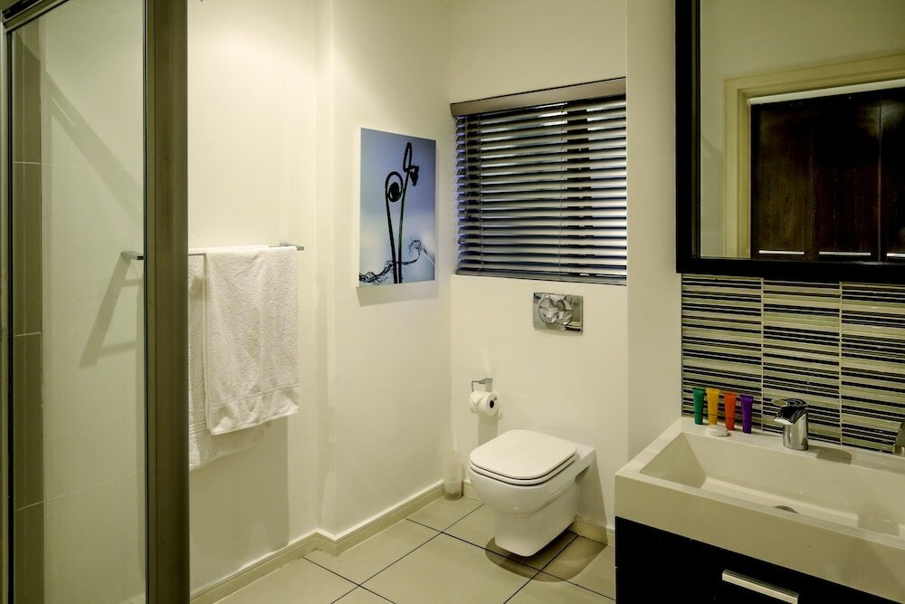 Фото The Nicol Hotel and Apartments