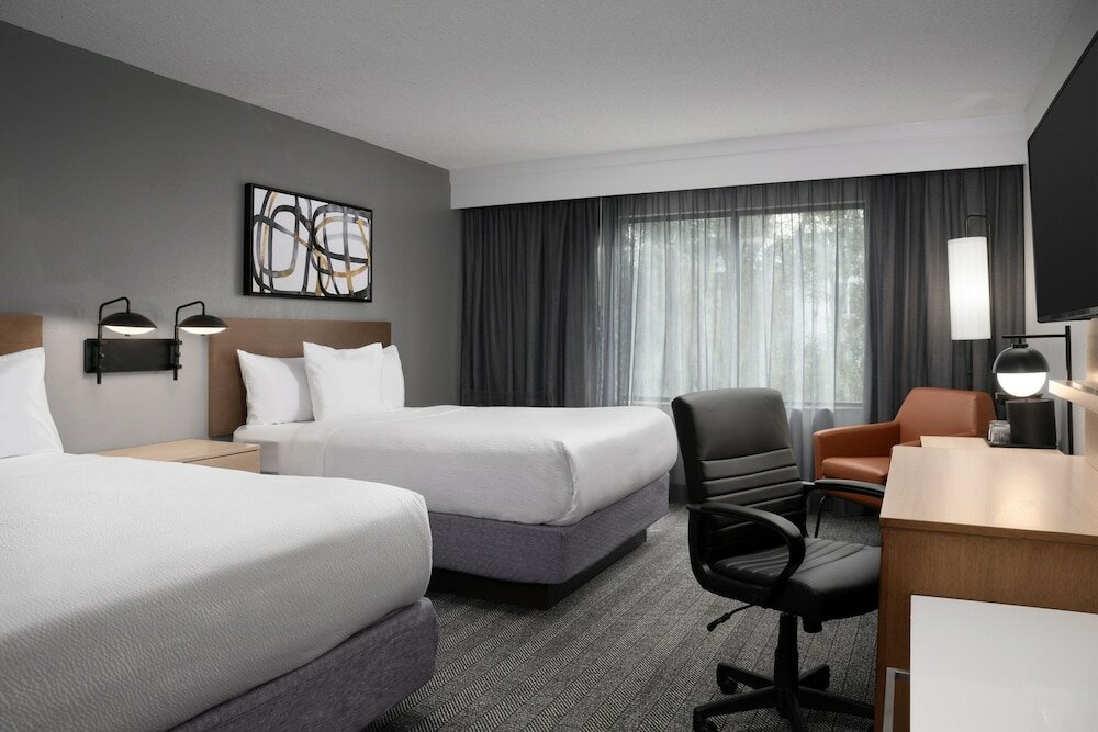 Фото Courtyard by Marriott Orlando East/UCF Area