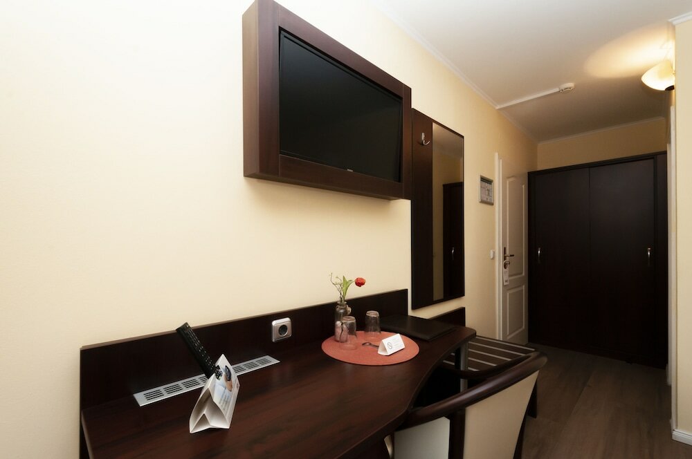 Фото Hotel Grüne Tanne