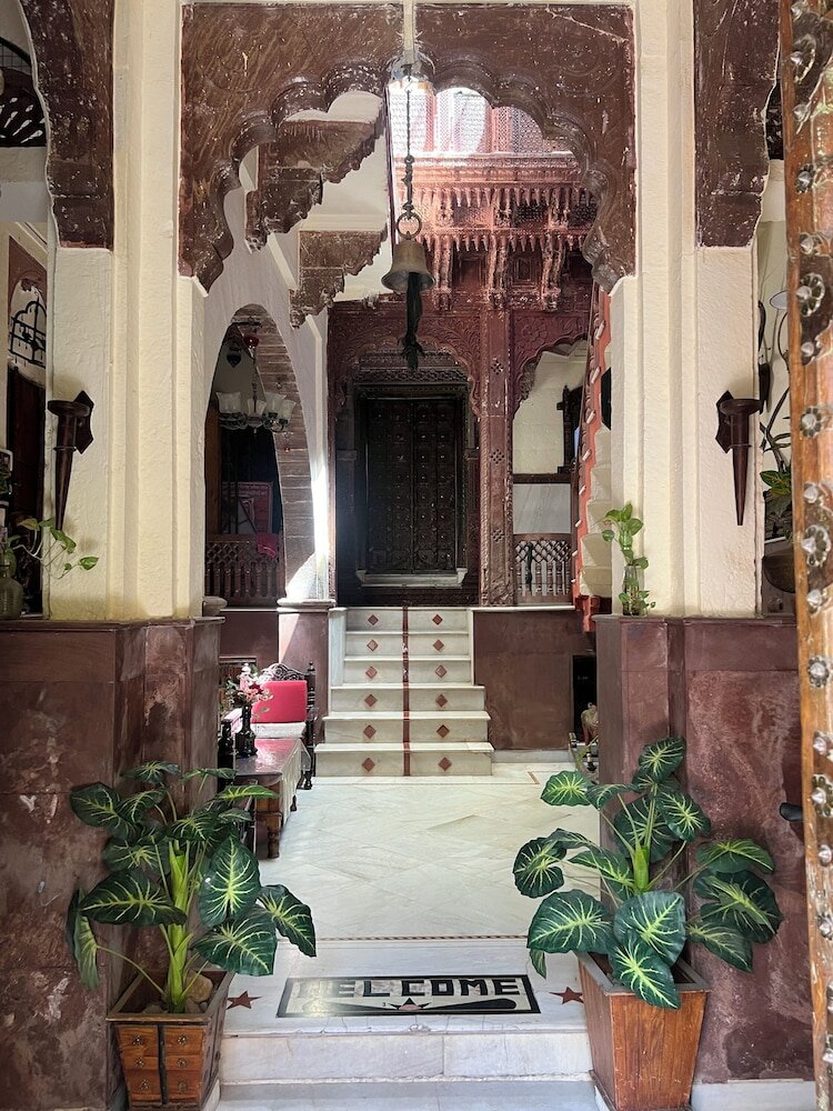 Фото Juna Mahal
