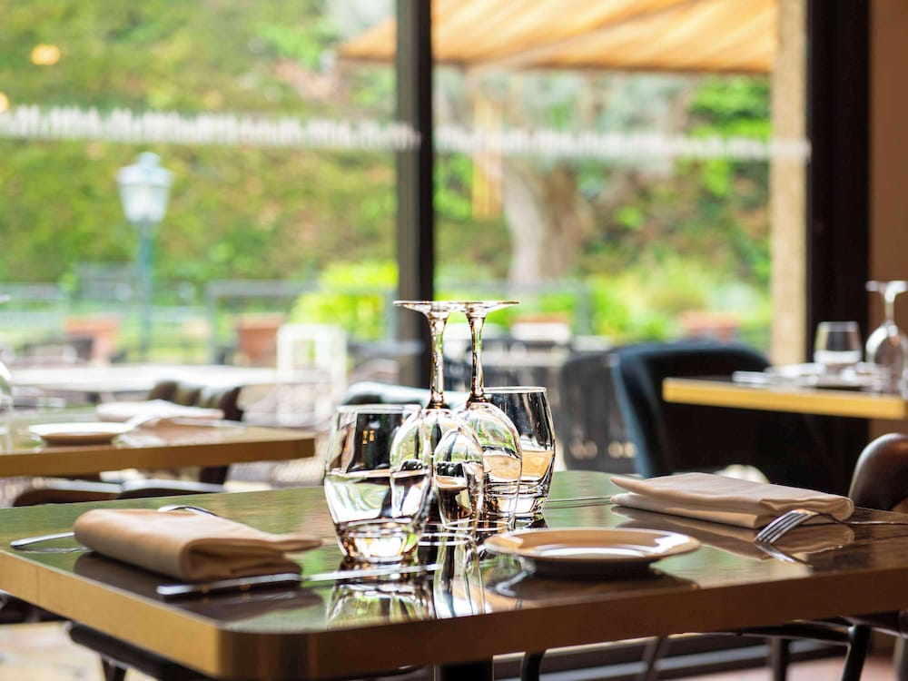 Фото Mercure Carcassonne La Cité hotel