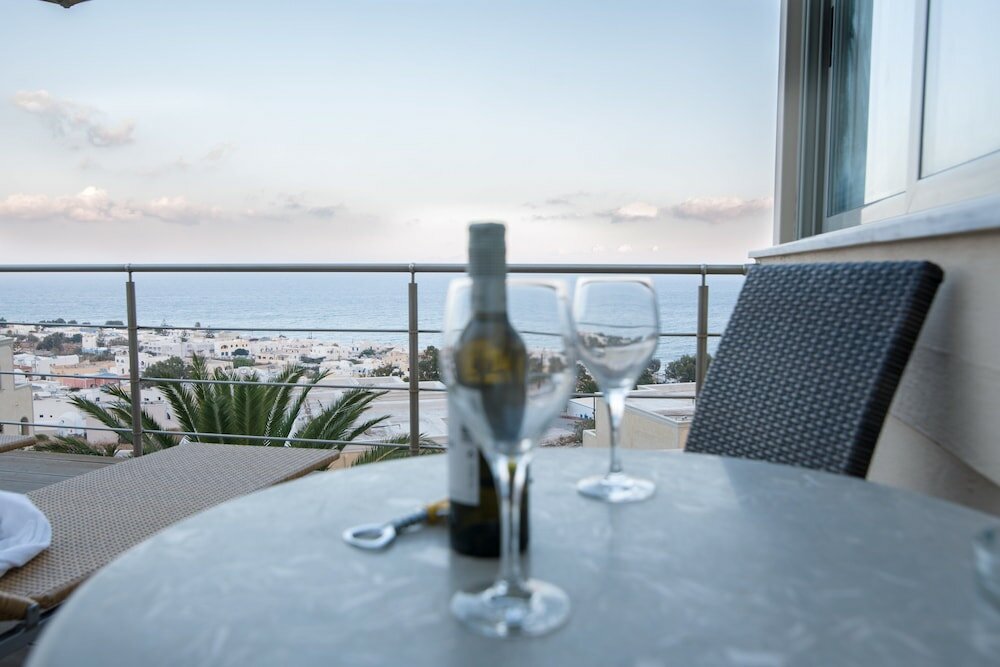 Фото Hotel Antinea Suites & SPA