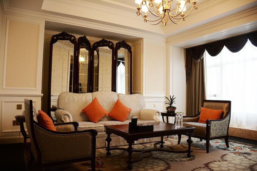 Фото Yinxin Century Hotel