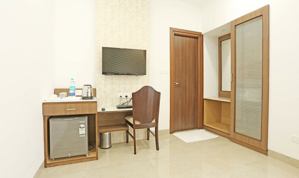 Фото Treebo Trend Pechis Castle