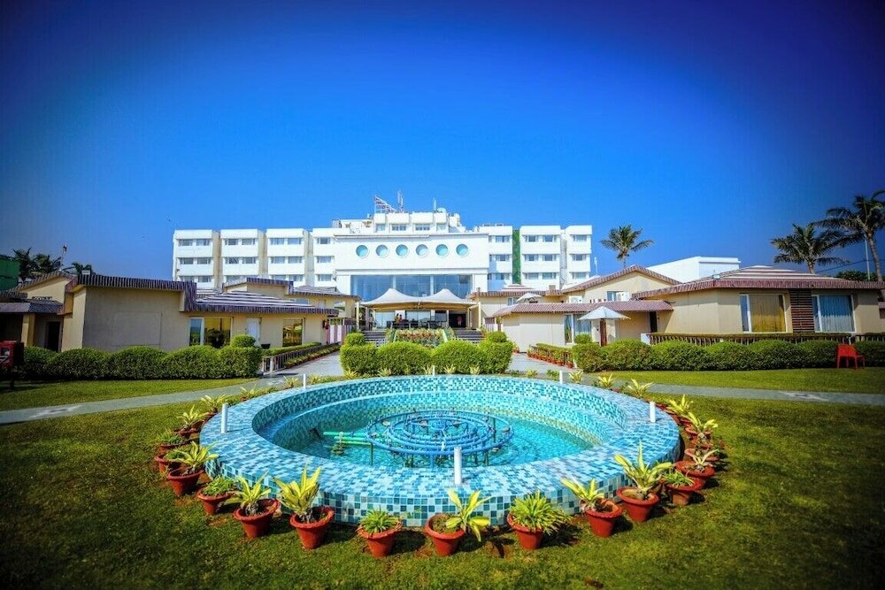 Фото Hotel Holiday Resort