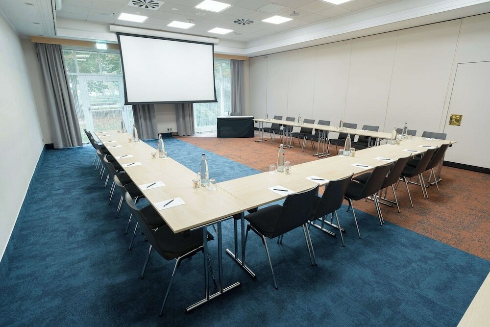 Фото Radisson Blu Hotel, Dortmund