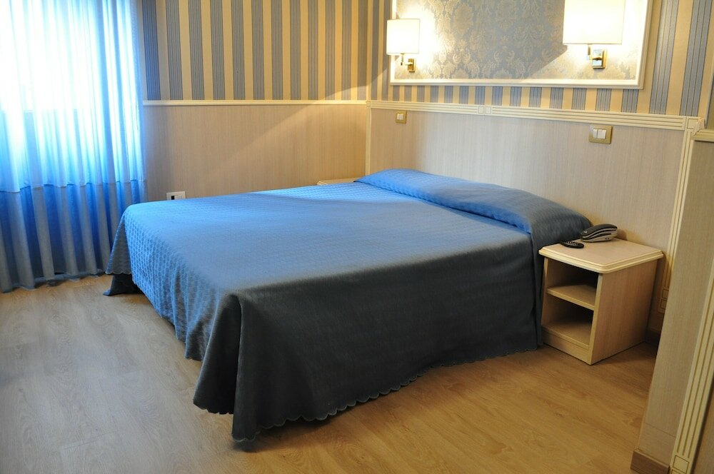 Фото Hotel Garda