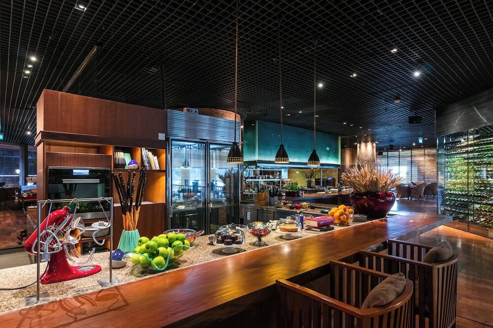 Фото Keraton at The Plaza, a Luxury Collection Hotel