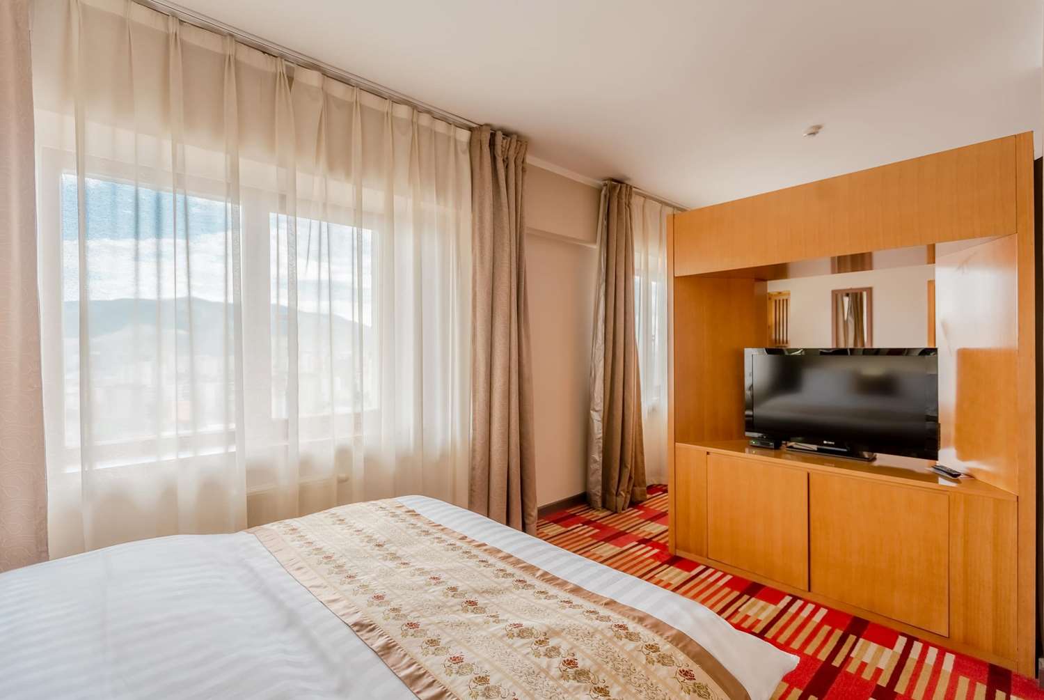 Фото Ramada by Wyndham Ulaanbaatar Citycenter