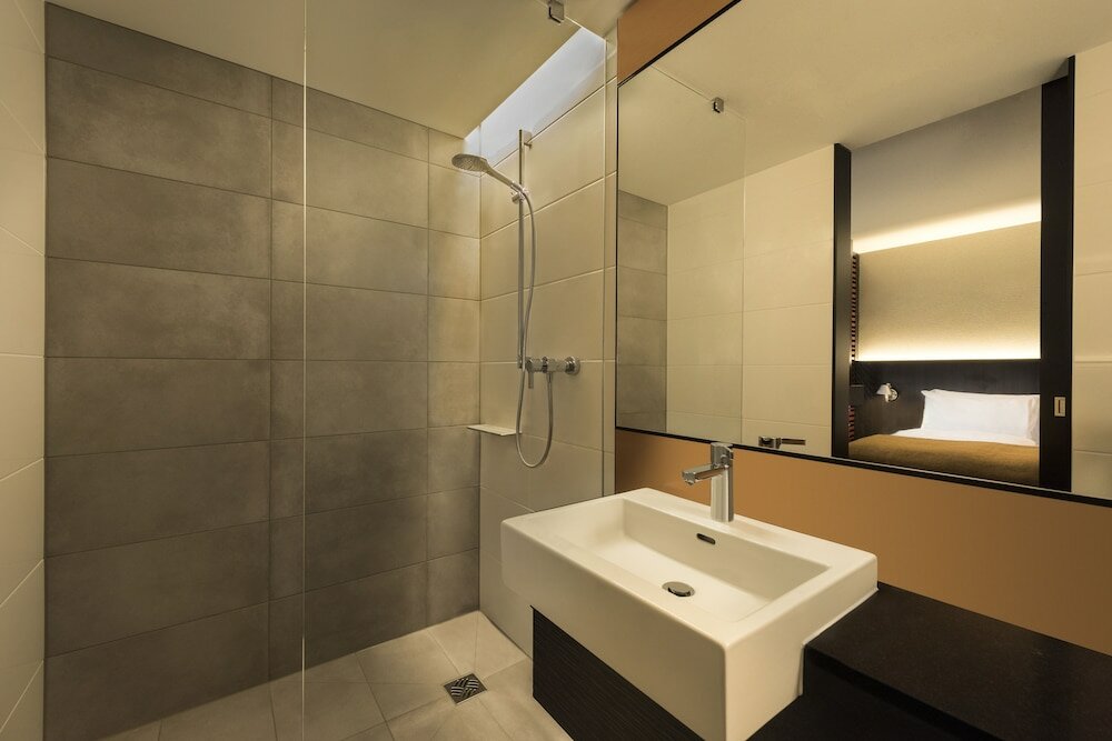 Фото Adina Apartment Hotel Leipzig