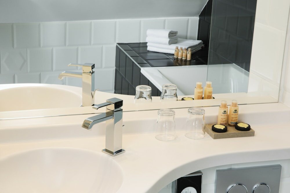 Фото Hôtel Haussmann Saint Augustin