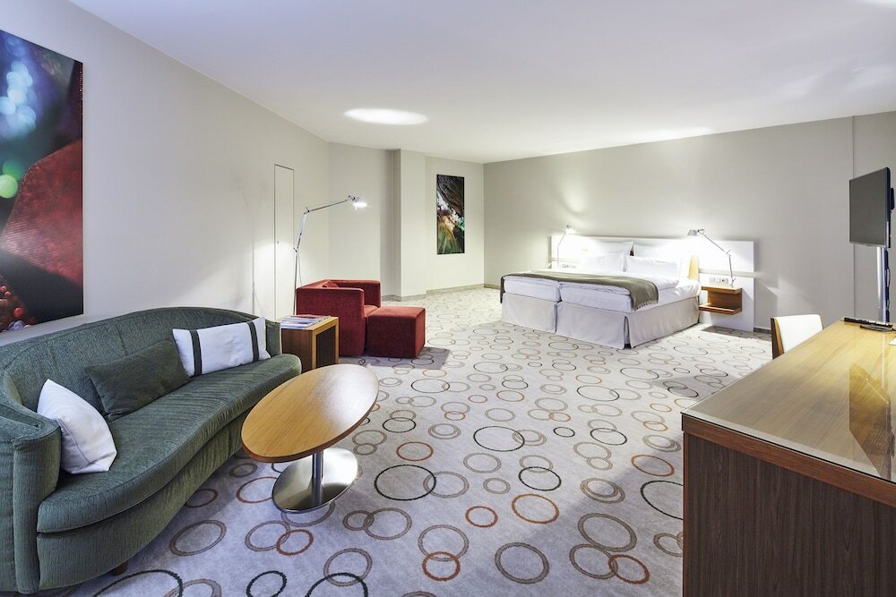 Фото Clayton Hotel Düsseldorf