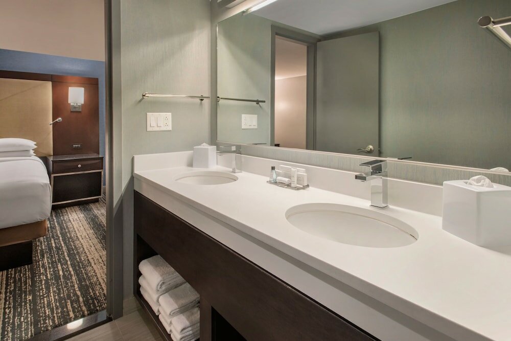 Фото Boston Marriott Burlington