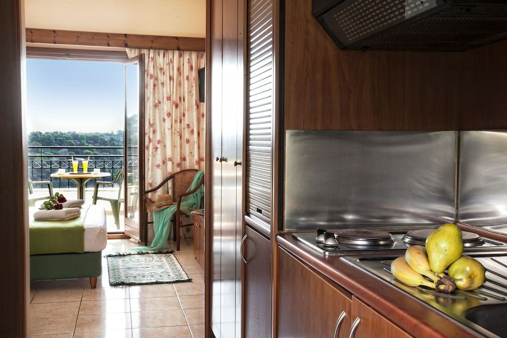 Фото La Luna Hotel