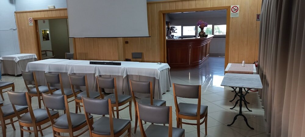 Фото Hotel Leonessa