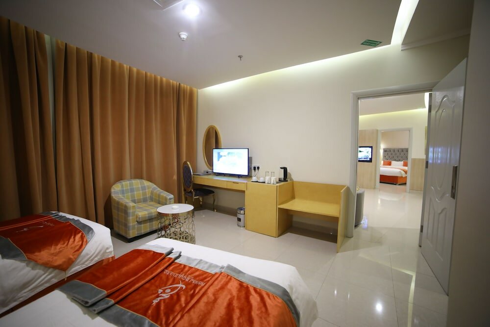 Фото Wahaj Boulevard Hotel