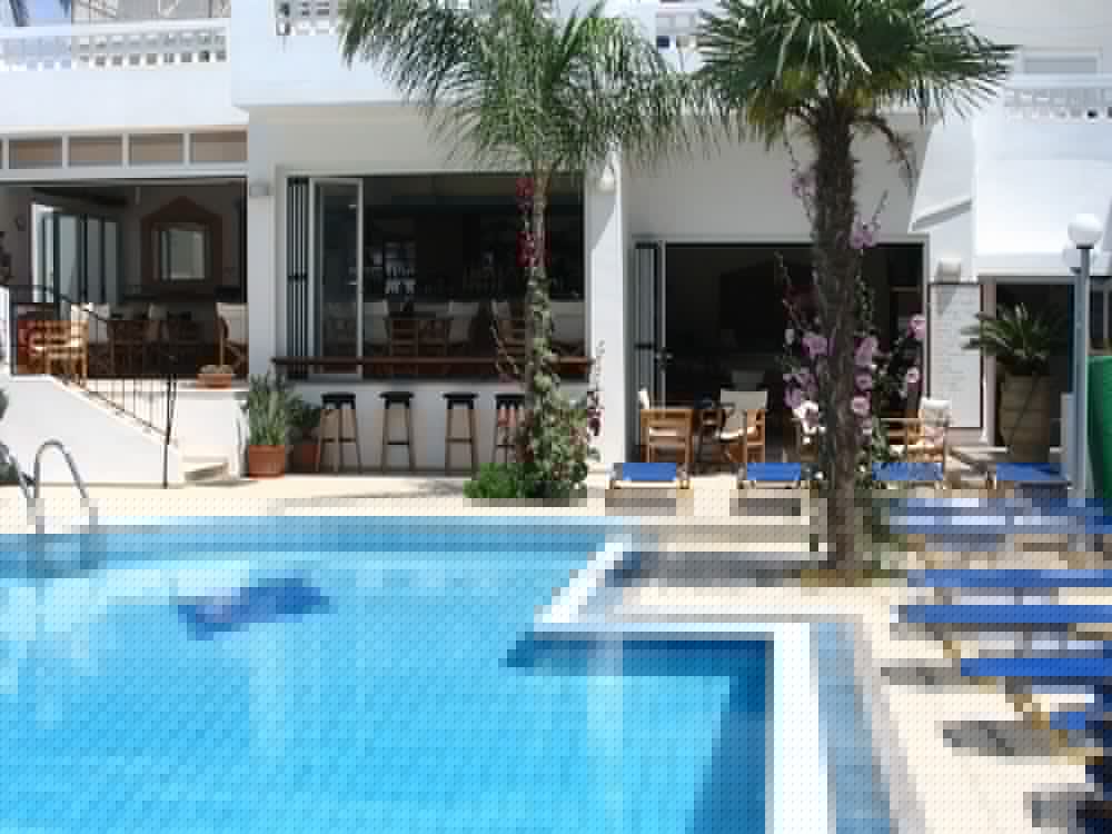 Фото Emerald Hotel