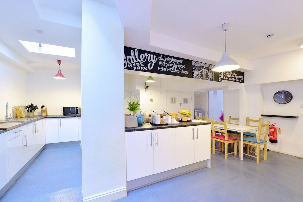Фото Gallery Hyde Park Hostel