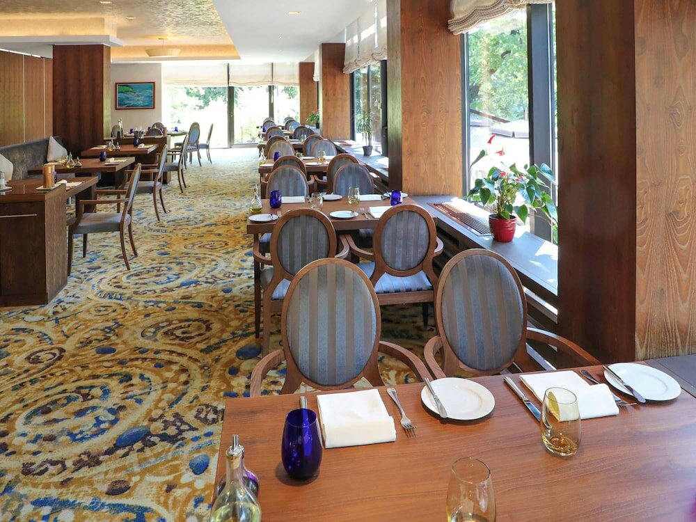 Фото Mövenpick Hotel Sarajevo