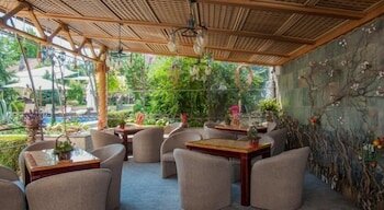 Фото Diplomat Hotel